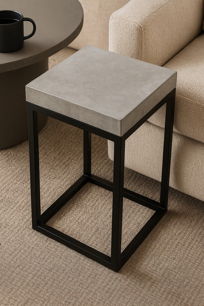 Concrete Display Stand 2722