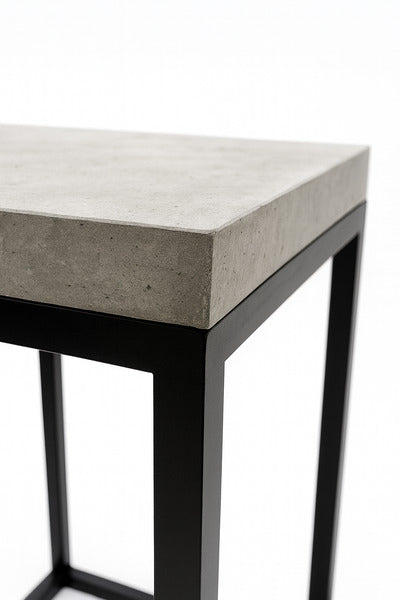 Concrete Display Stand 2722