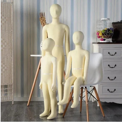 Mobile child display mannequin 24158