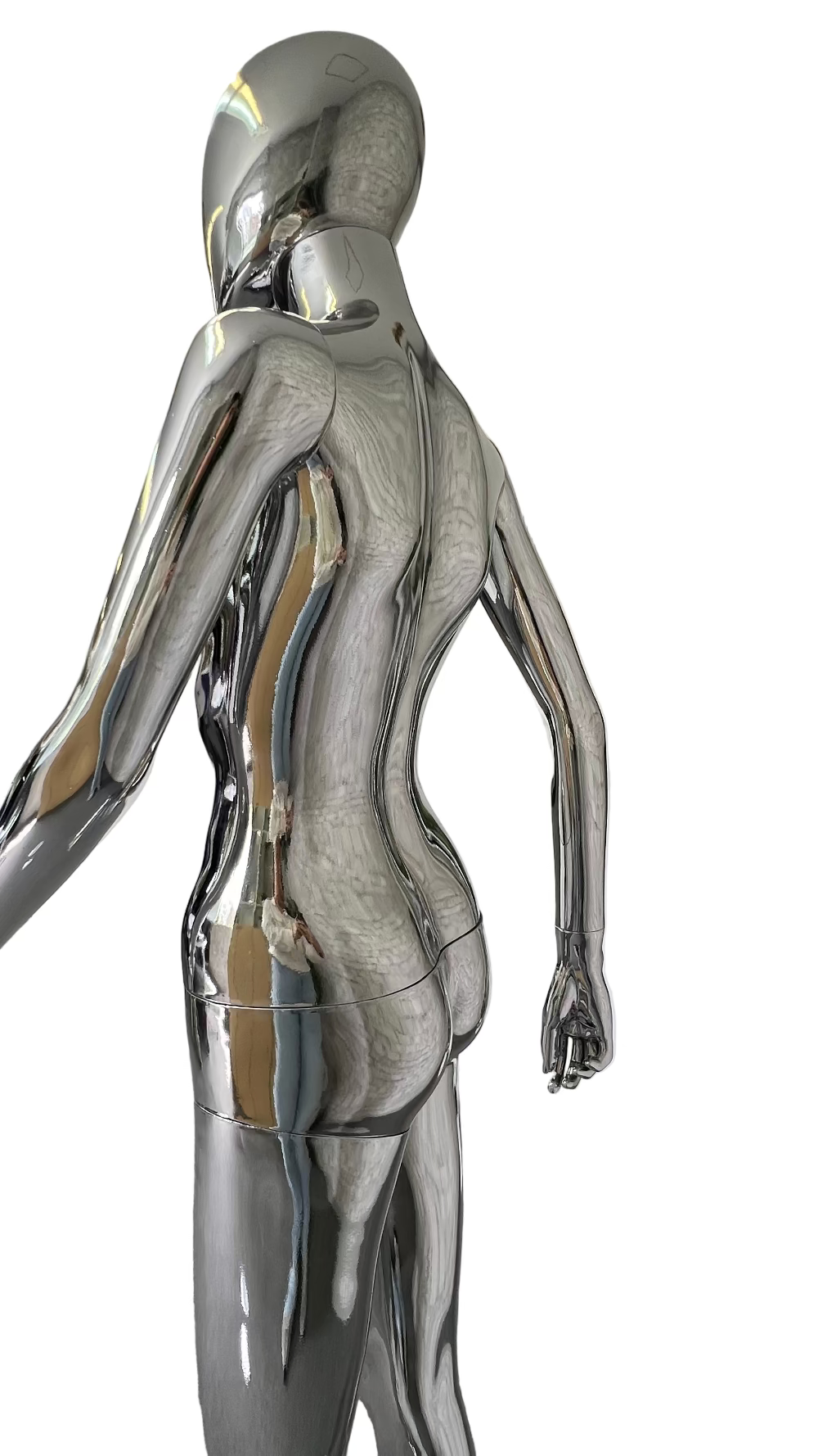 シルバーカラーの女性マネキン|クロームメッキ仕上げ・右斜め前ビュー