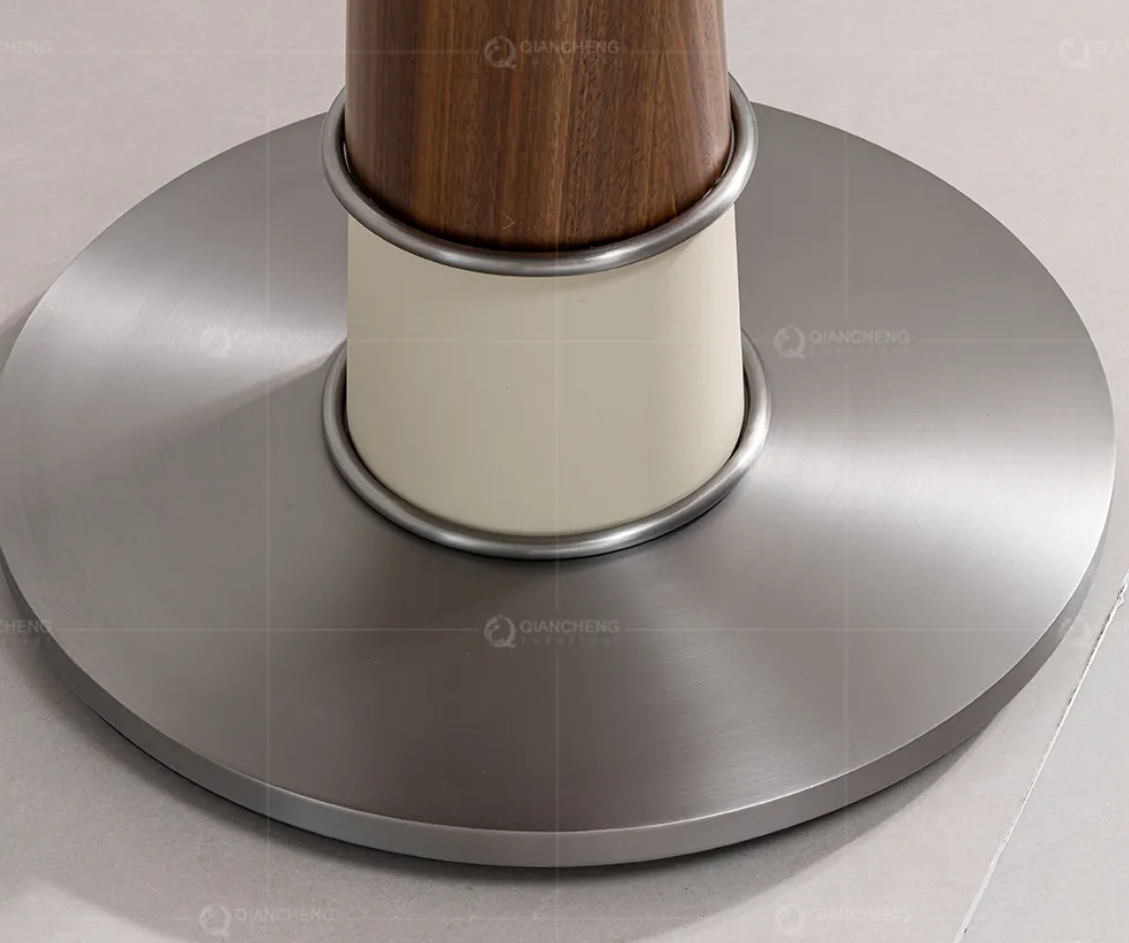 木製ラウンドテーブル | モダンデザインのカフェテーブル