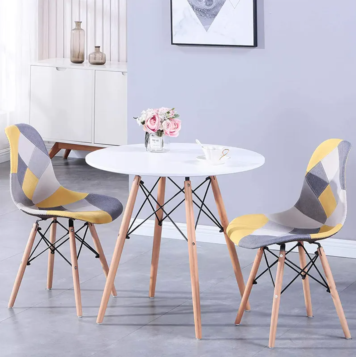 北欧風ラウンドテーブル | シンプル&モダンデザイン