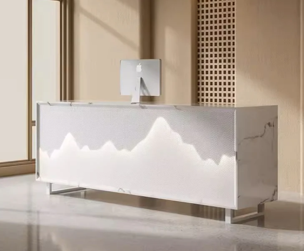 幻想的な光を放つ受付デスク | モダンなラグジュアリーカウンター