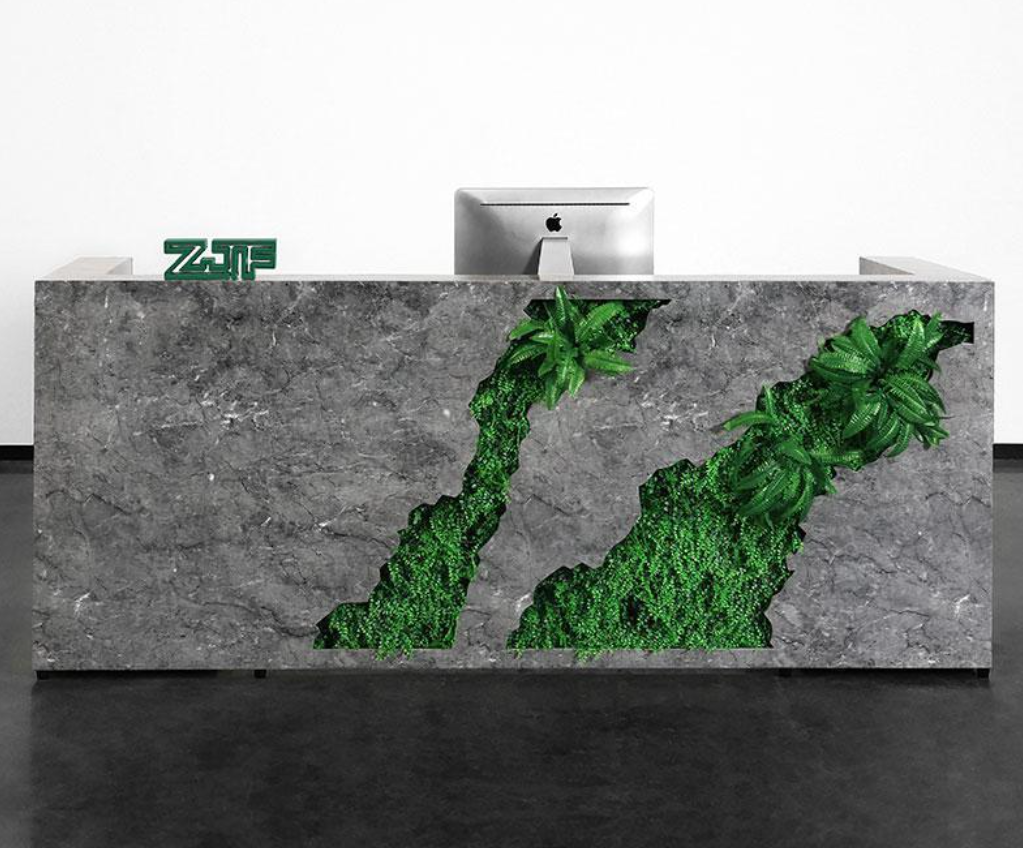 ナチュラルデザインのレセプションデスク | 緑のアクセント付き受付カウンター