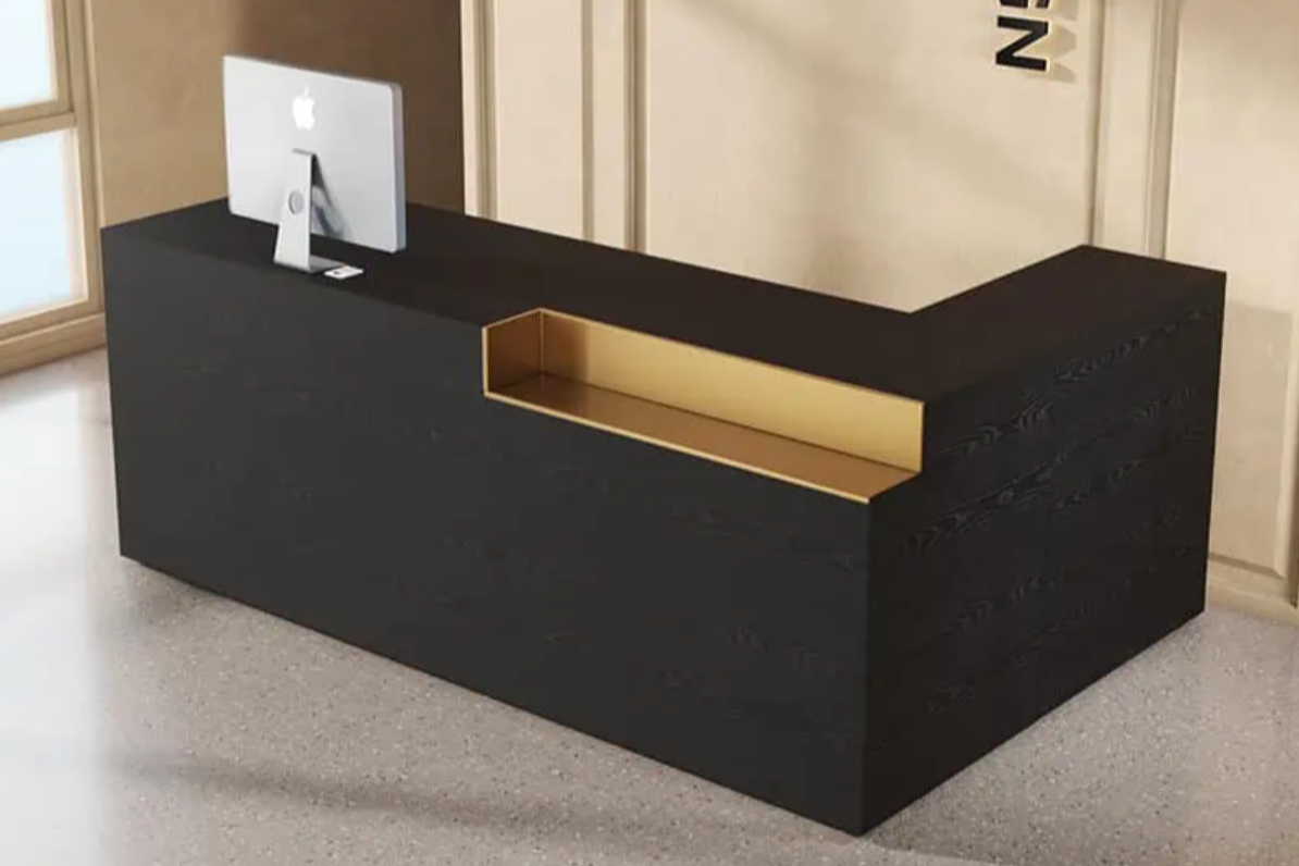 ブラック&ゴールドの高級受付デスク | モダンなデザイン