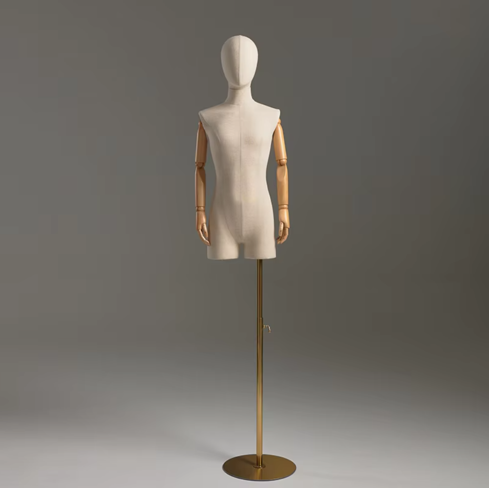 Mobile child display mannequin 24158