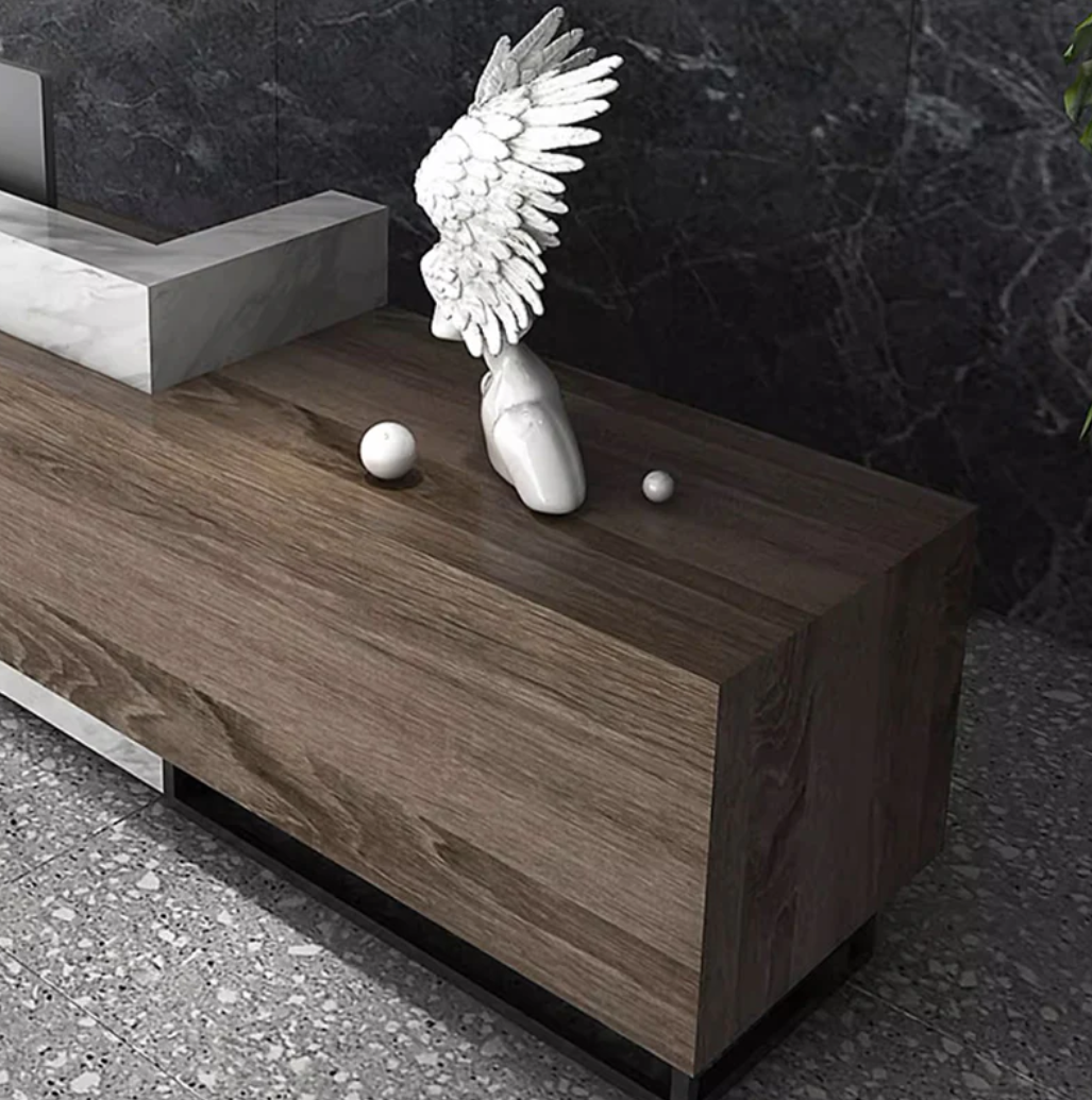 大理石と木材の組み合わせ | モダンな受付カウンター