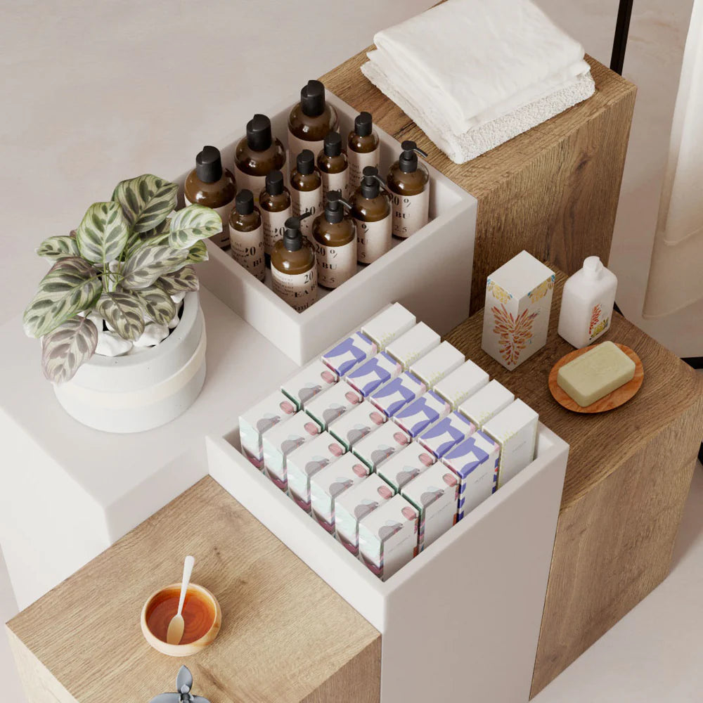 商品ディスプレイ用ブラックキューブスタンド