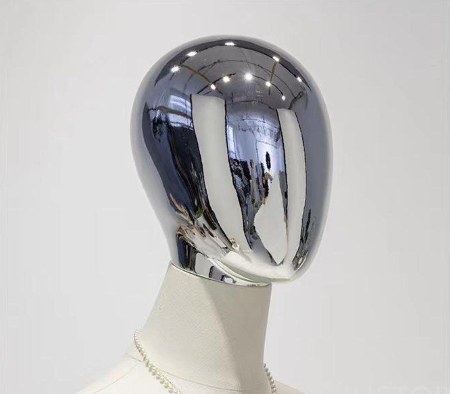 ヘッドマネキン・メタル仕上げ・帽子やアクセサリー展示用