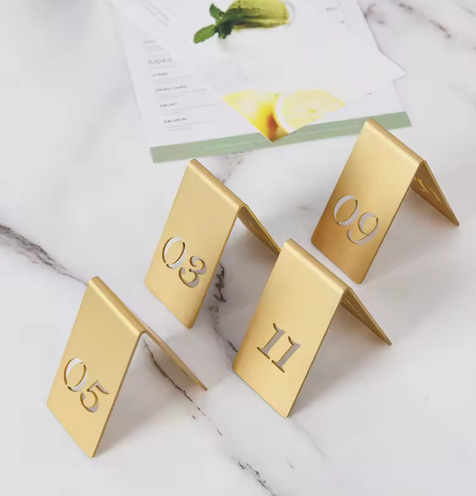 テーブル番号表示用 ゴールド 卓上スタンド 複数設置