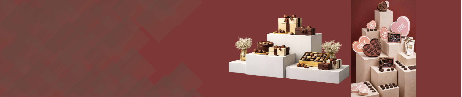 バレンタイン向けチョコレートギフト展示と段差ディスプレイステージ什器の活用事例
