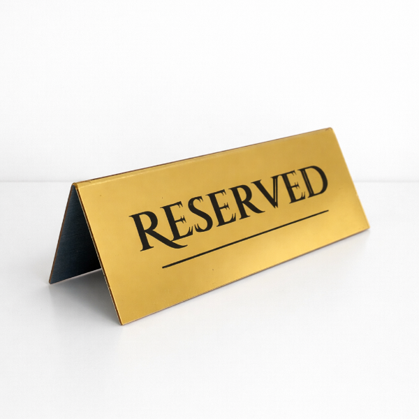 Table reservation cards and decorations | Reserved Plate 3501 