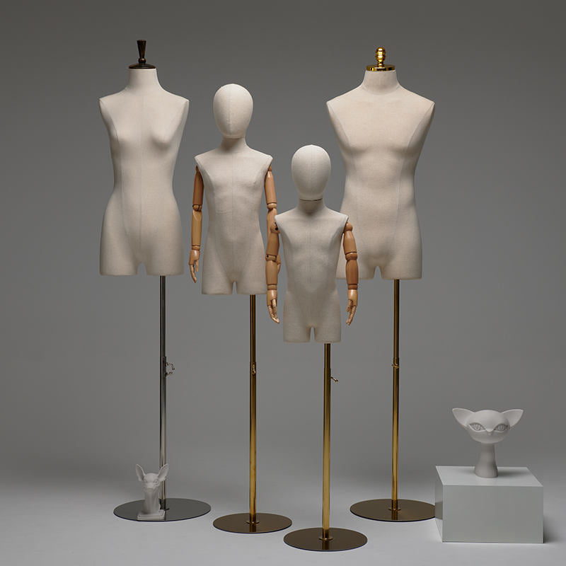 Mobile child display mannequin 24158