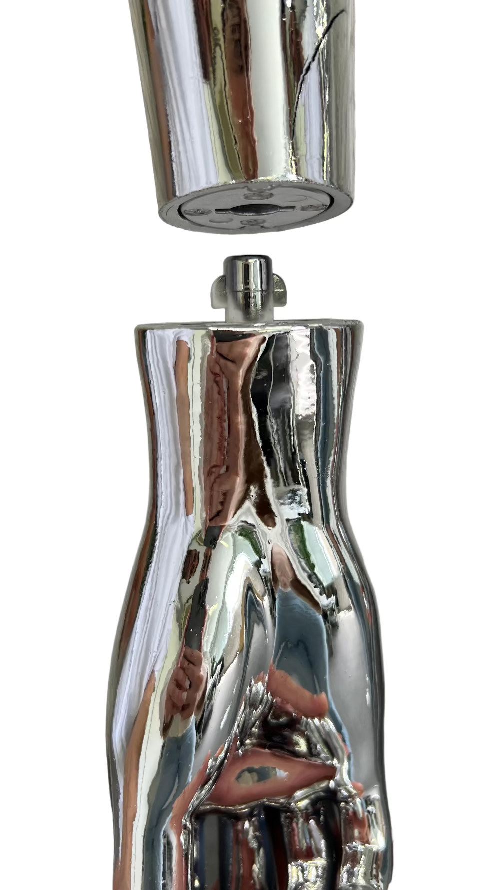 クロームマネキンの腕パーツ接続ディテール｜取り外し可能構造