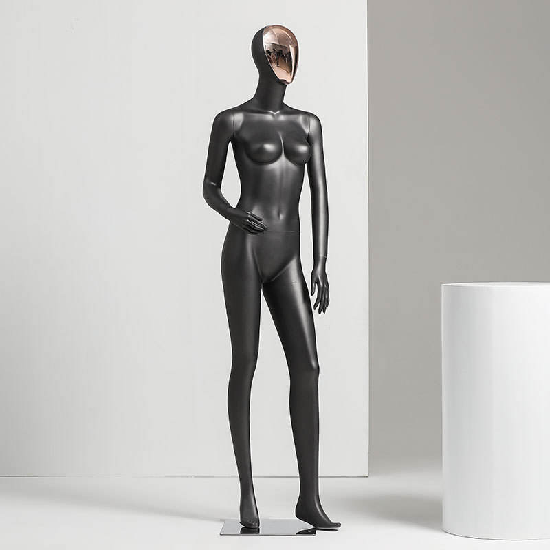 店舗ディスプレイ用ブラックマネキン