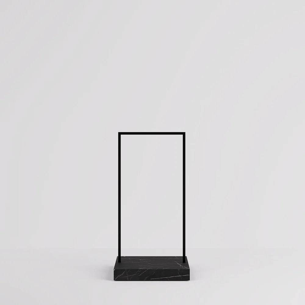 店舗ディスプレイ用W600ブラックハンガーラック