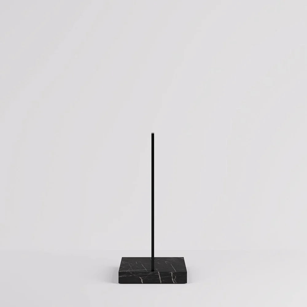 W600ブラックハンガーラックのベースパーツ