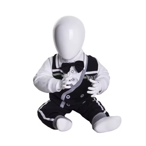 キッズマネキン・座りポーズ・アパレルディスプレイ