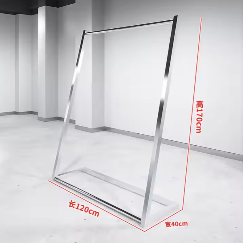 大型シルバーハンガーラックのサイズ表記付きデザイン画像（幅120cm・高さ150cm）