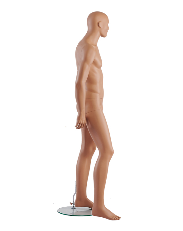 男性マネキン右側面ビュー｜ナチュラルスキンカラー・展示用スタンダードポーズ