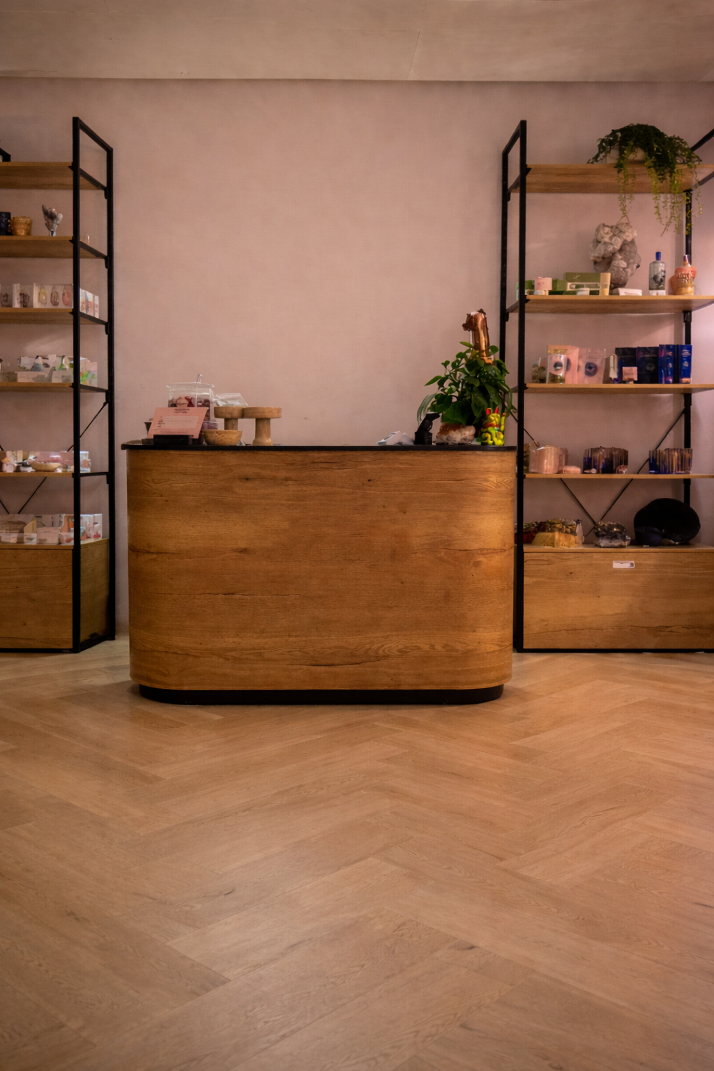 東京 セレクトショップ 受付カウンター施工事例