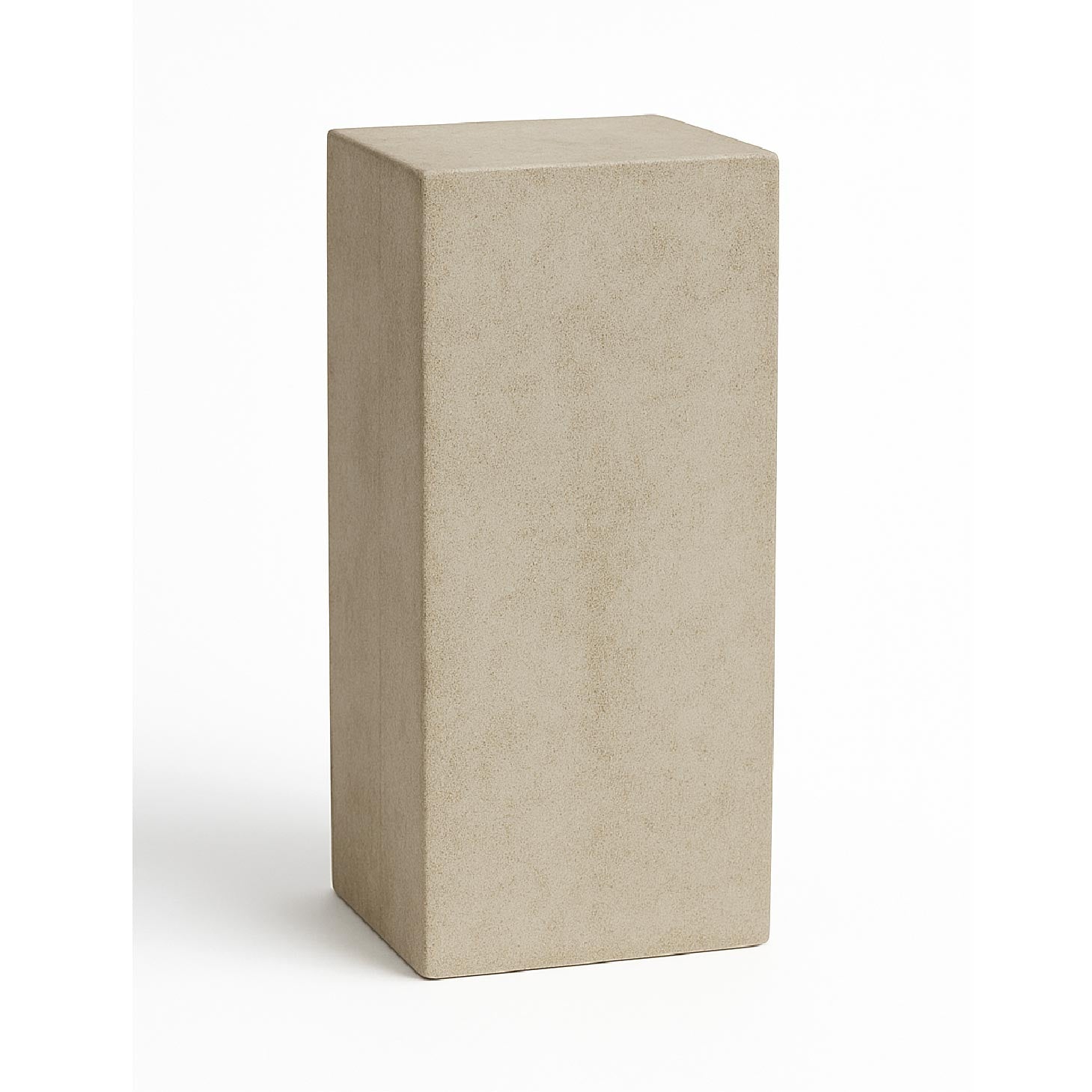 シンプルな背景で撮影されたベージュの長方形展示台