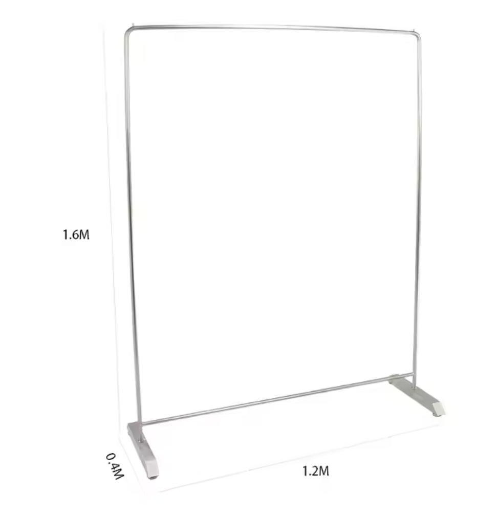 シルバーハンガーラックのサイズ表記付きデザイン画像