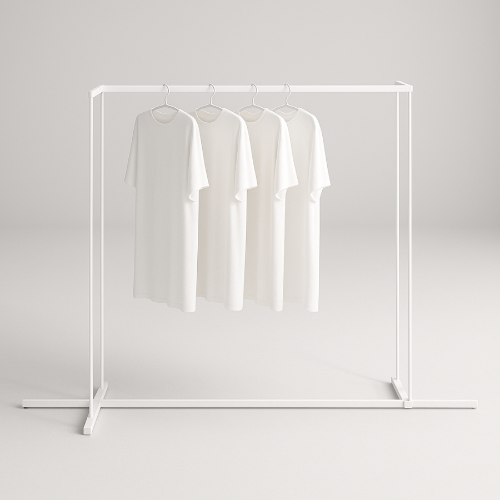 ホワイトフレームのハンガーラックに白いTシャツを掛けたミニマル商品画像