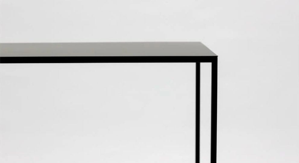 オープンシェルフ | シンプルな収納・ディスプレイ棚